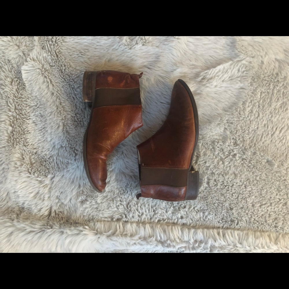 Nine West leather booties
